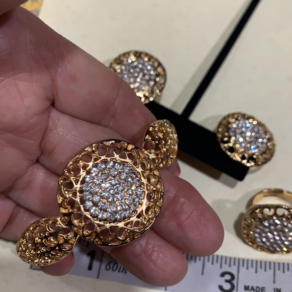 Bracelet, Earrings, Ring Set💗 - Picture 7 of 9